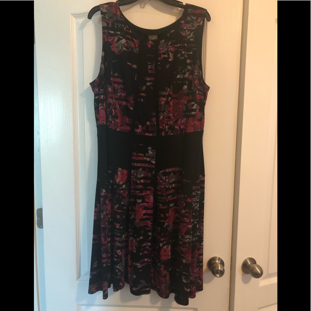 Sleeveless dress.